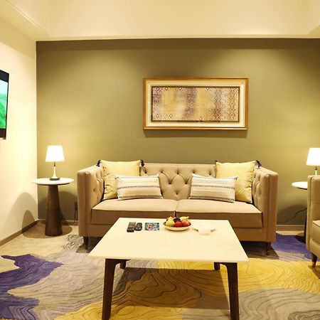 Vivanta Bengaluru Residency Road Dış mekan fotoğraf