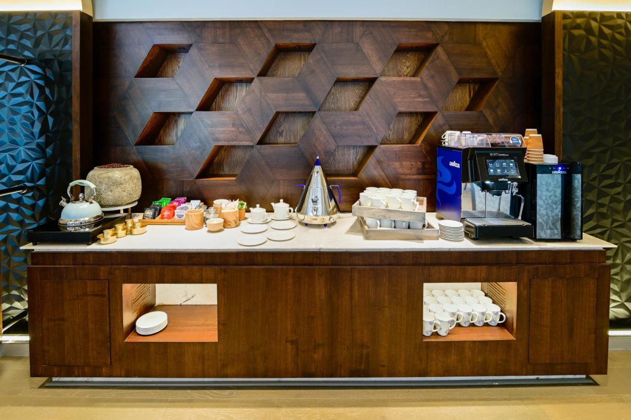 Vivanta Bengaluru Residency Road Dış mekan fotoğraf