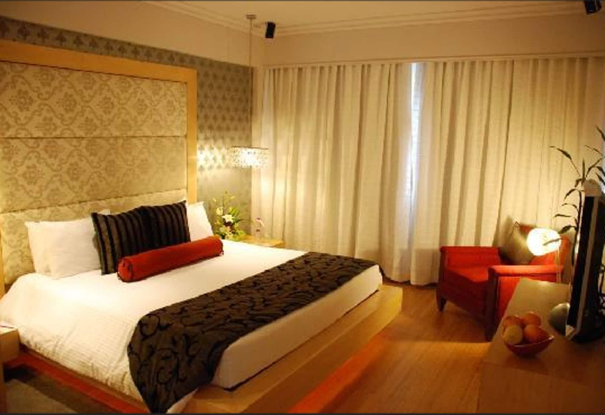 Vivanta Bengaluru Residency Road Dış mekan fotoğraf