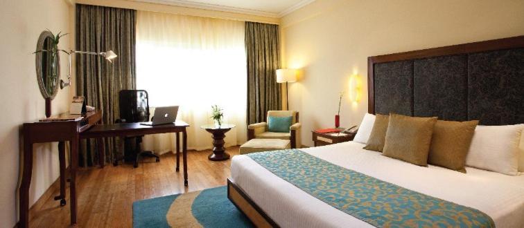 Vivanta Bengaluru Residency Road Dış mekan fotoğraf