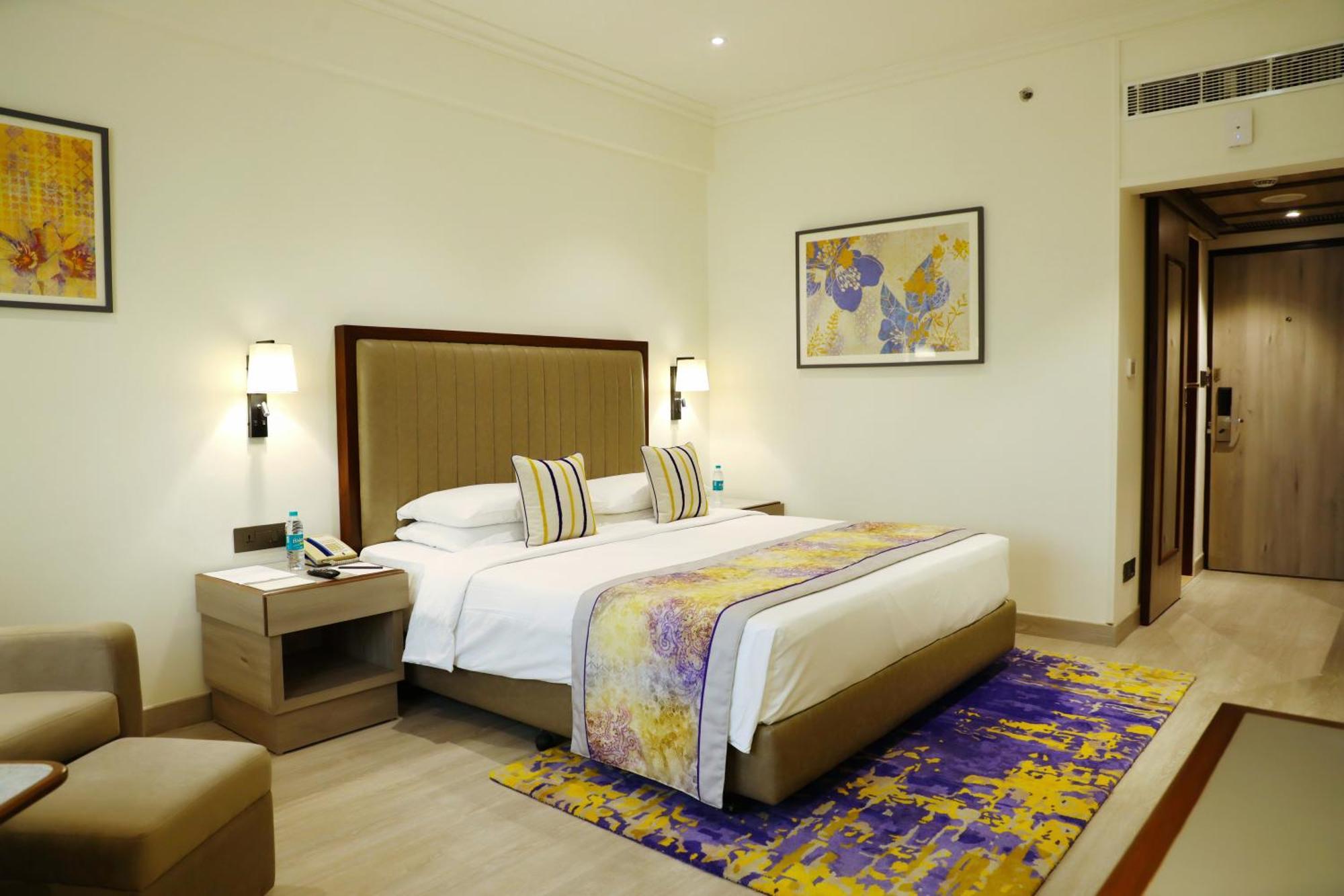 Vivanta Bengaluru Residency Road Dış mekan fotoğraf