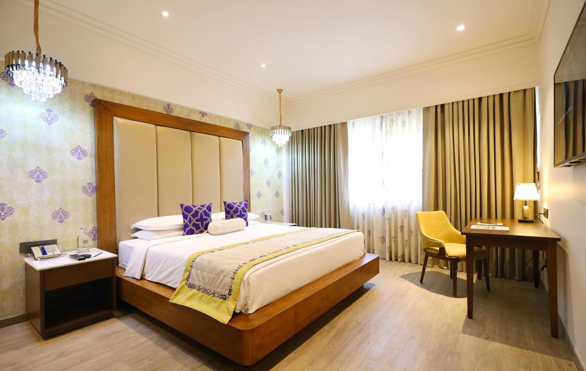 Vivanta Bengaluru Residency Road Dış mekan fotoğraf